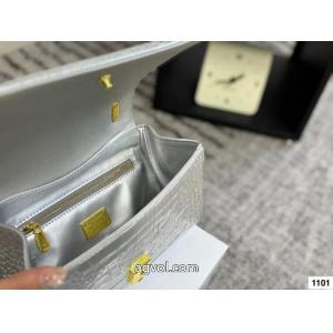 Dolce&Gabbana偽物 ブランド ショップ人気商品再入荷お洒落な印象にDolce&Gabbana