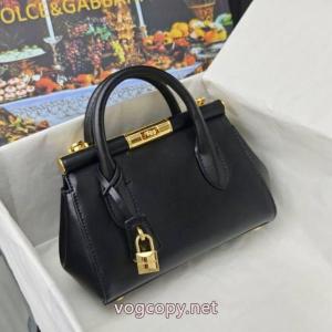 バッグスーパー コピーDolce&Gabbana今年もトレンド 気軽に着れる 新作がおすすめ..