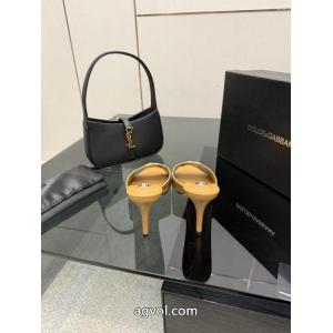 ブランド フェイクDolce&Gabbana着るだけオシャレ上級者 プレゼントにもピッタリ ファッションCapブーツ..