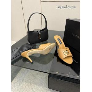 ブランド フェイクDolce&Gabbana着るだけオシャレ上級者 プレゼントにもピッタリ ファッションCapブーツ..