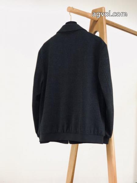ブランド スニーカー 激安ジャケット上品スタイル 超HOT新品商品 軽やかな印象Dolce&Gabbana 4