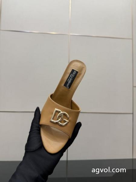 ブランド フェイクDolce&Gabbana着るだけオシャレ上級者 プレゼントにもピッタリ ファッションCapブーツ.. 5 